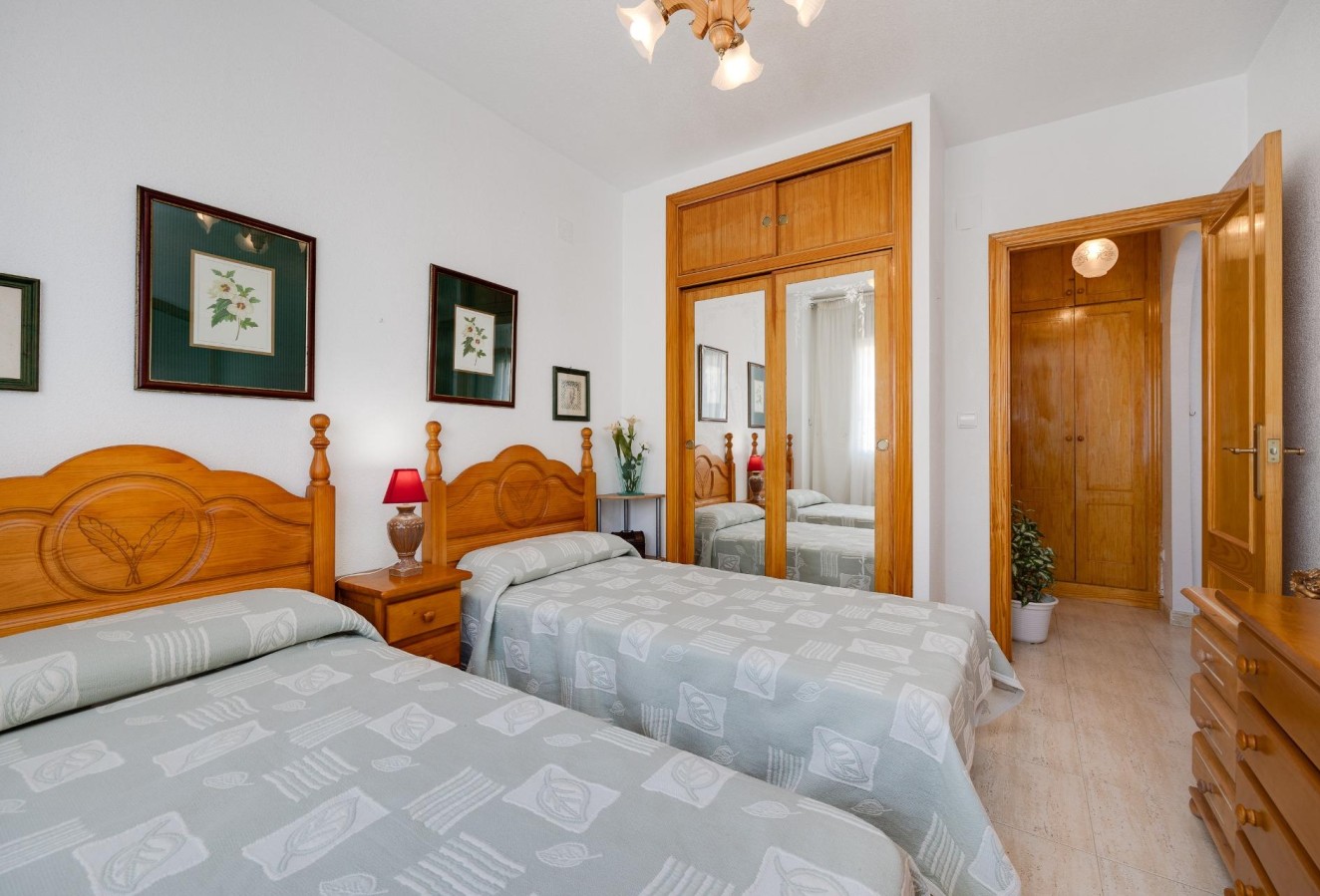 Återförsäljning - Lägenhet / lägenhet - Torrevieja - Habaneras