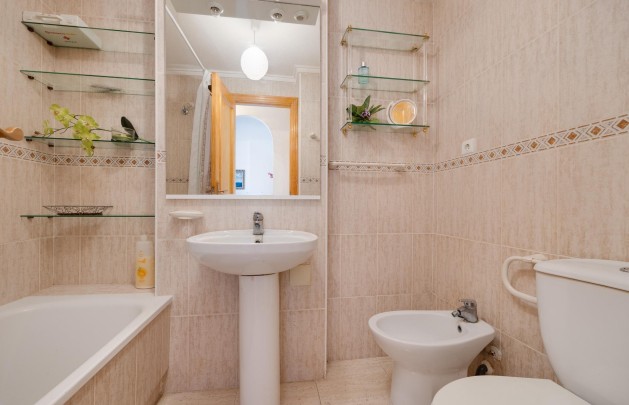 Återförsäljning - Lägenhet / lägenhet - Torrevieja - Habaneras