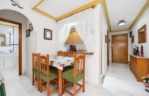 Återförsäljning - Lägenhet / lägenhet - Torrevieja - Habaneras