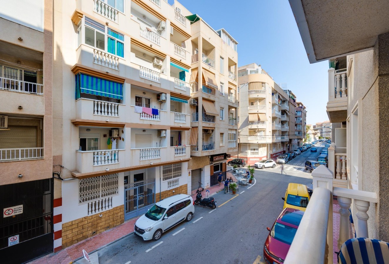 Återförsäljning - Lägenhet / lägenhet - Torrevieja - Habaneras