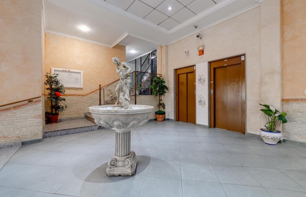 Återförsäljning - Lägenhet / lägenhet - Torrevieja - Habaneras