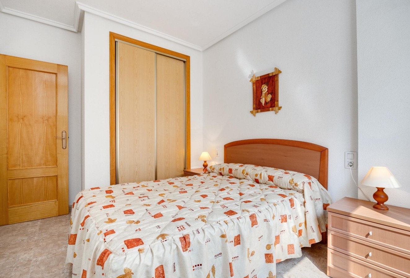 Återförsäljning - Lägenhet / lägenhet - Torrevieja - Habaneras