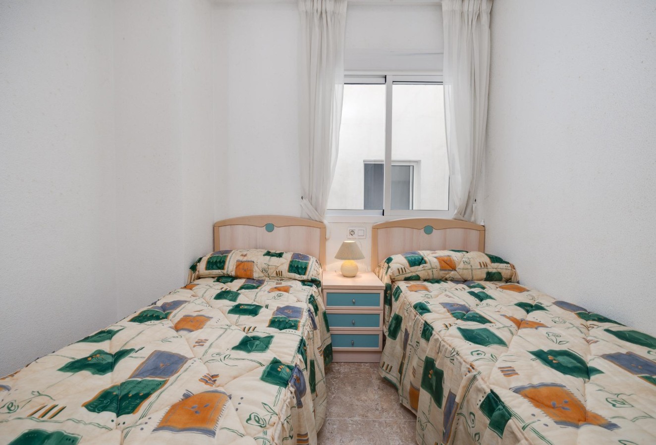 Återförsäljning - Lägenhet / lägenhet - Torrevieja - Habaneras