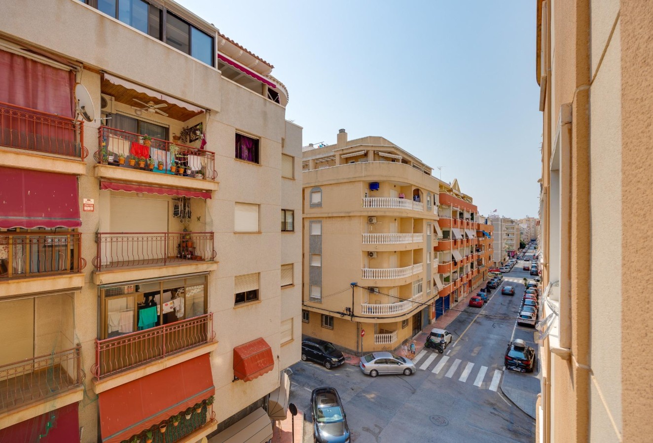 Återförsäljning - Lägenhet / lägenhet - Torrevieja - Habaneras