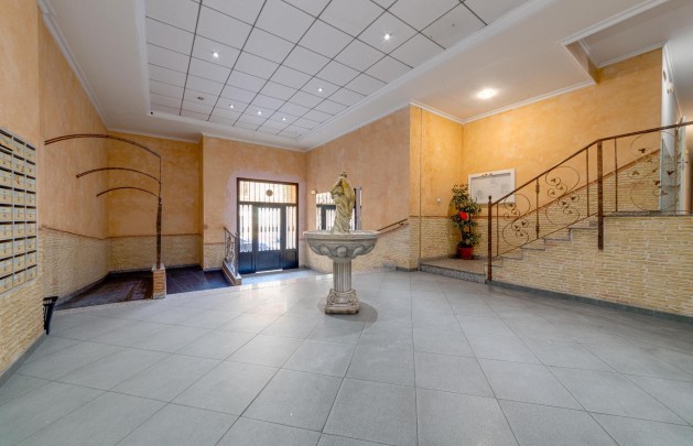 Återförsäljning - Lägenhet / lägenhet - Torrevieja - Habaneras