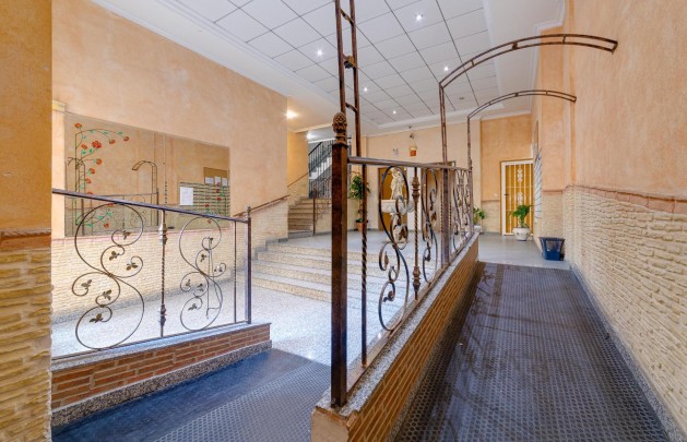 Återförsäljning - Lägenhet / lägenhet - Torrevieja - Habaneras