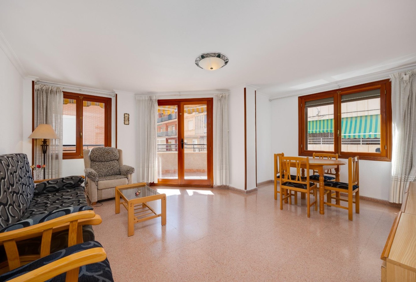 Återförsäljning - Lägenhet / lägenhet - Torrevieja - Acequion