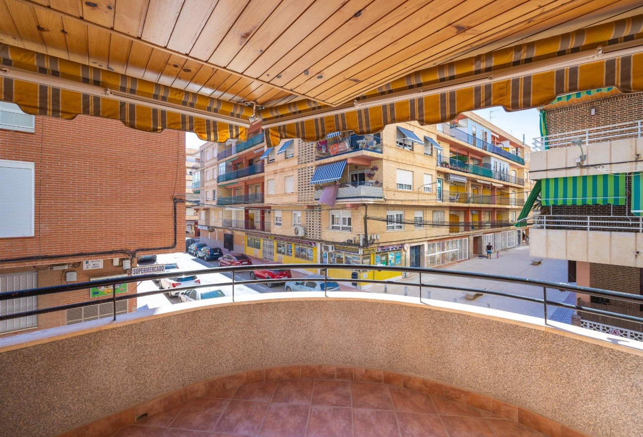 Återförsäljning - Lägenhet / lägenhet - Torrevieja - Acequion