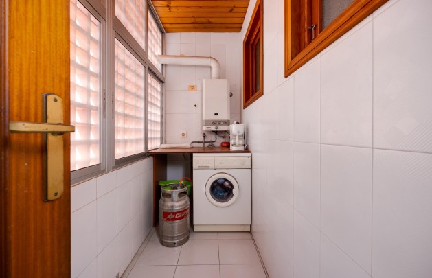 Återförsäljning - Lägenhet / lägenhet - Torrevieja - Acequion