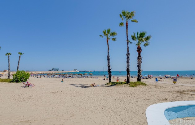 Återförsäljning - Lägenhet / lägenhet - Torrevieja - Acequion