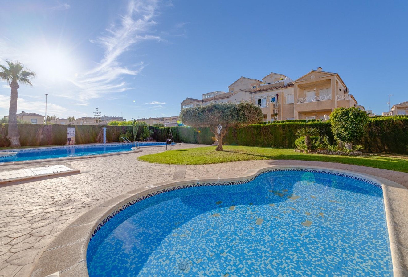 Återförsäljning - Villa - Torrevieja - El molino