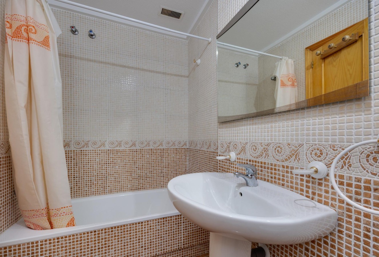 Resale - Apartment / flat - Torrevieja - El molino