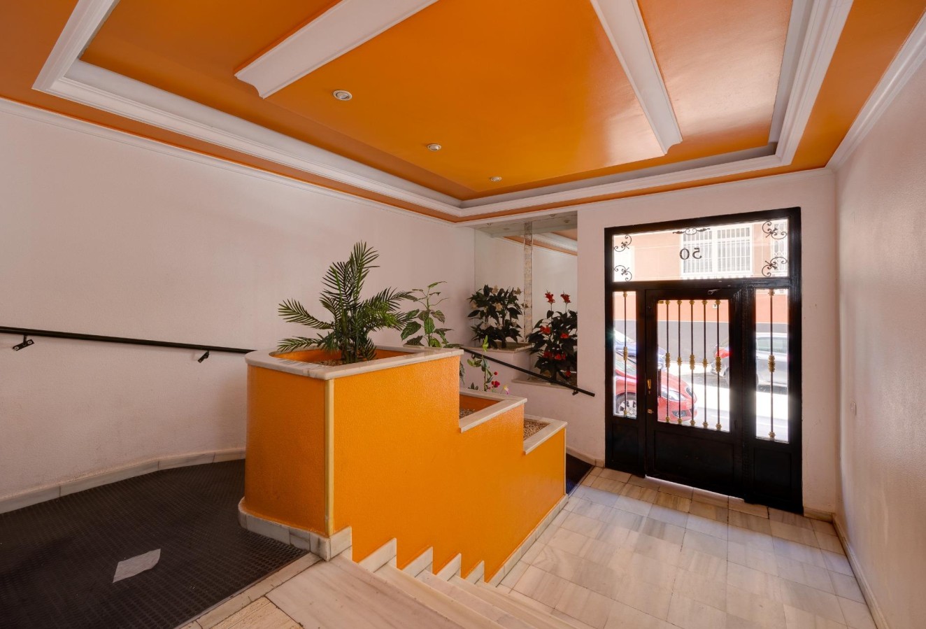 Resale - Apartment / flat - Torrevieja - Habaneras