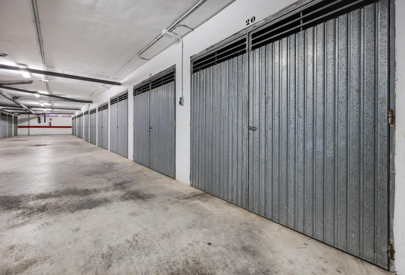 Resale - Garage - Torrevieja - Acequion