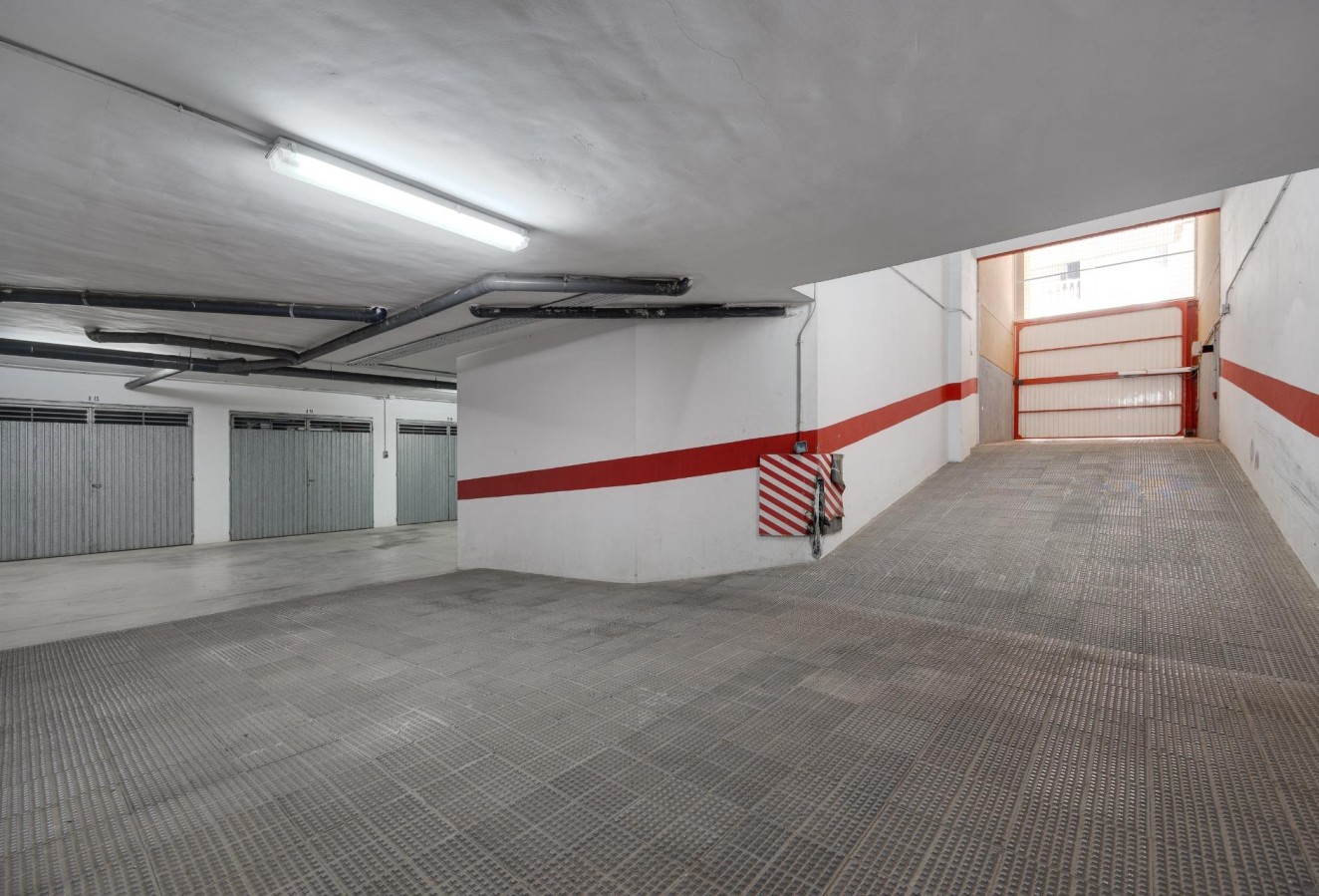 Resale - Garage - Torrevieja - Acequion