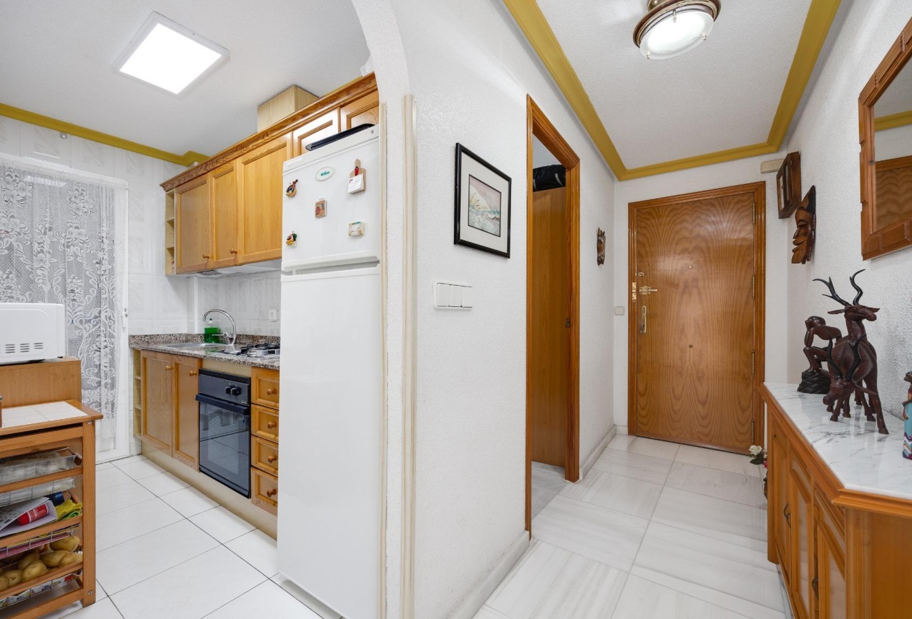 Resale - Apartment / flat - Torrevieja - Habaneras