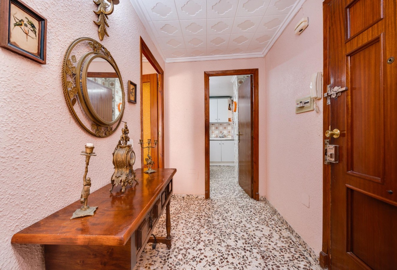 Resale - Apartment / flat - Torrevieja - Habaneras