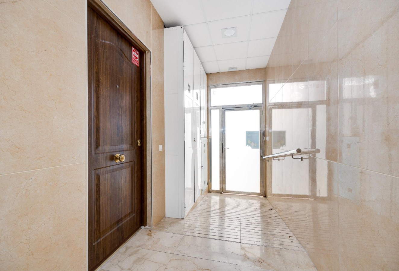 Resale - Apartment / flat - Torrevieja - Habaneras