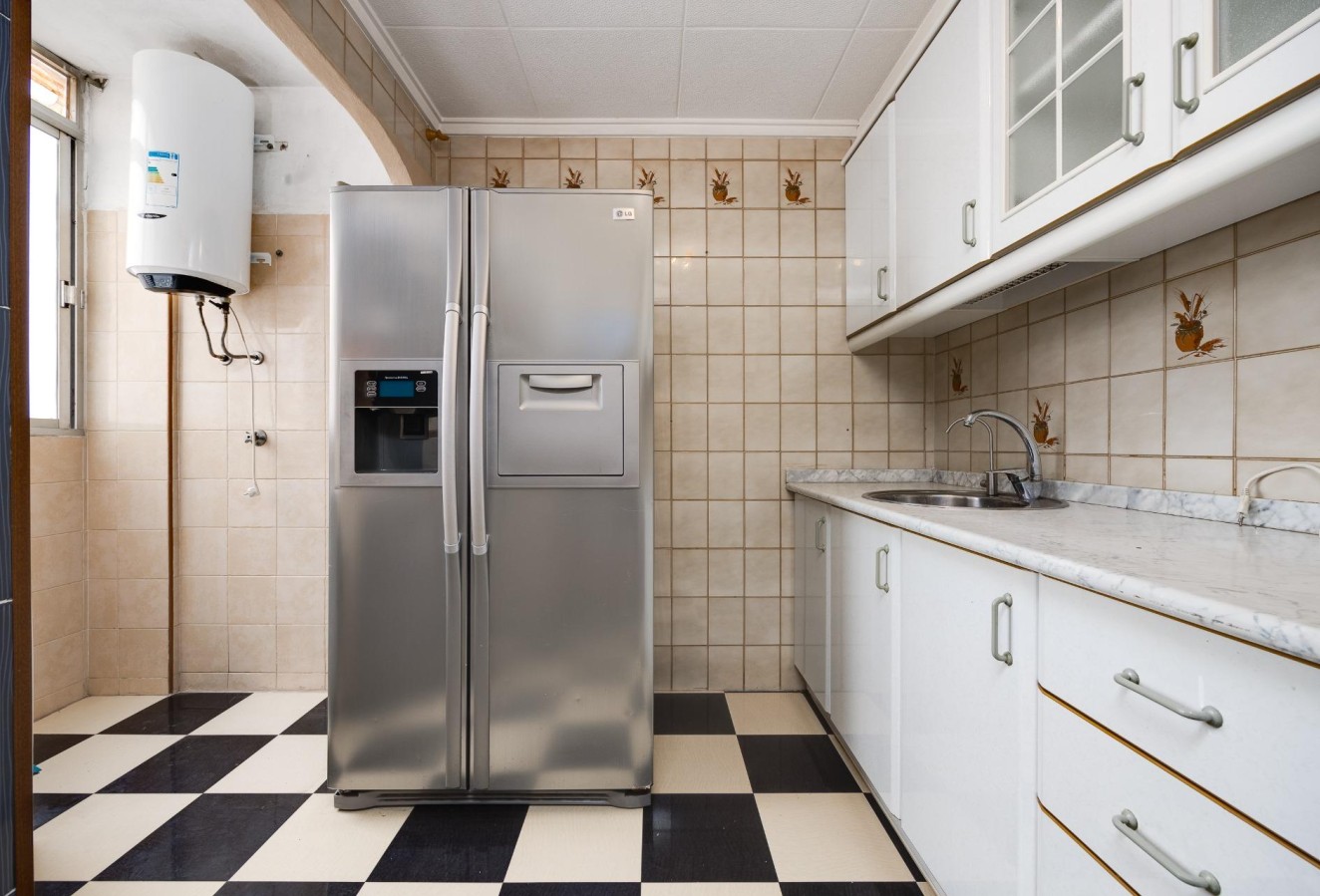 Resale - Apartment / flat - Torrevieja - Acequion