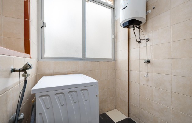 Resale - Apartment / flat - Torrevieja - Acequion