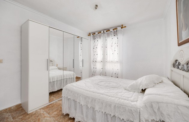 Resale - Apartment / flat - Torrevieja - Acequion