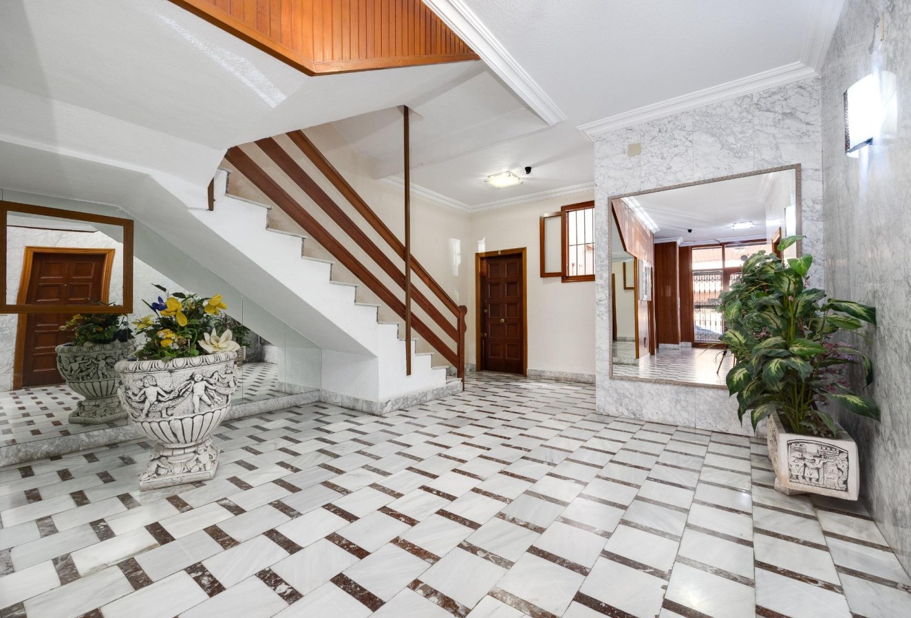 Resale - Apartment / flat - Torrevieja - Acequion