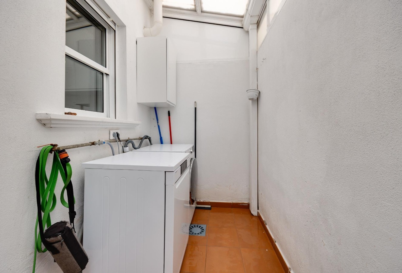 Resale - Villa - Torrevieja - El molino