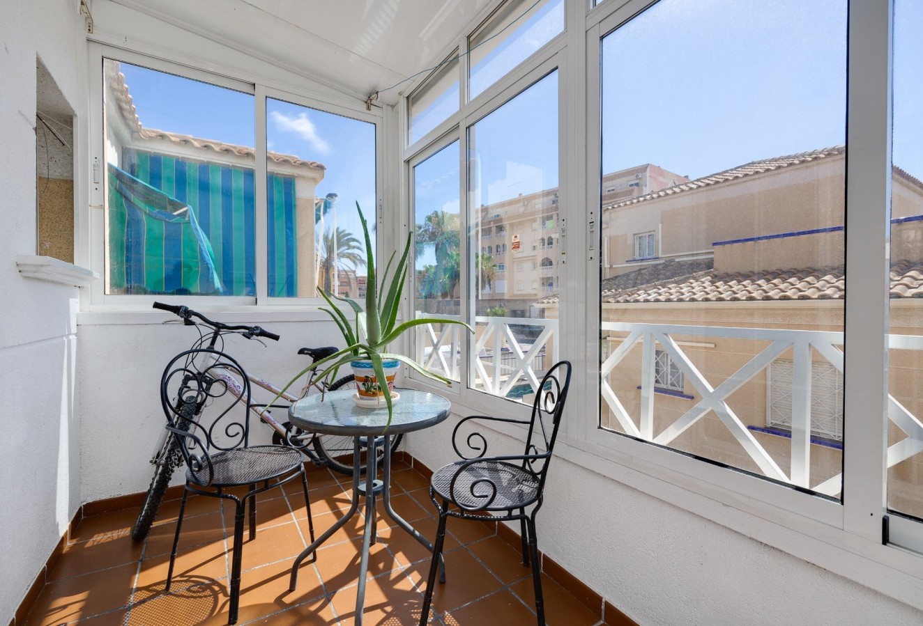 Resale - Villa - Torrevieja - El molino