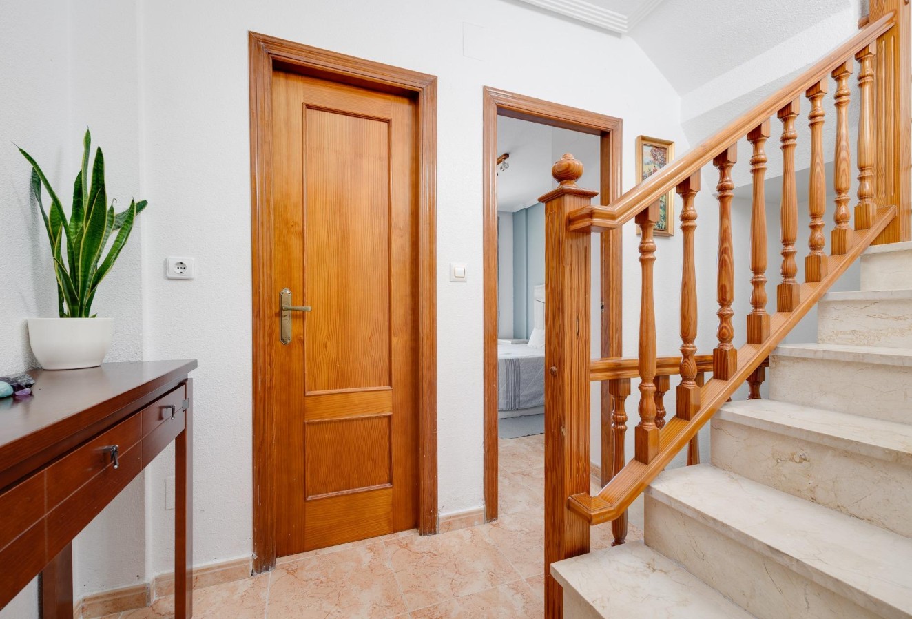 Resale - Villa - Torrevieja - El molino