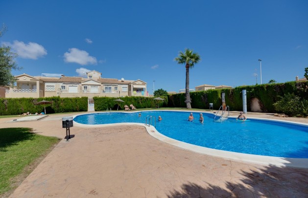 Resale - Villa - Torrevieja - El molino