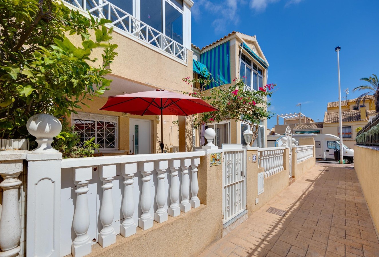 Resale - Villa - Torrevieja - El molino