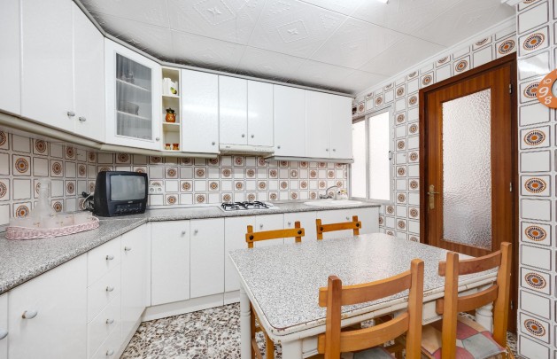 Resale - Apartment / flat - Torrevieja - Habaneras