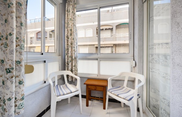 Resale - Apartment / flat - Torrevieja - Playa de los locos