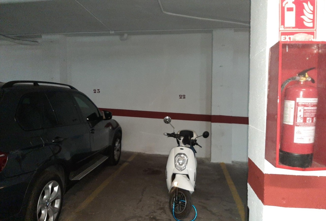 Resale - Apartment / flat - Torrevieja - Playa de los locos