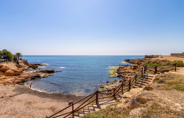 Resale - Apartment / flat - Torrevieja - Playa de los locos