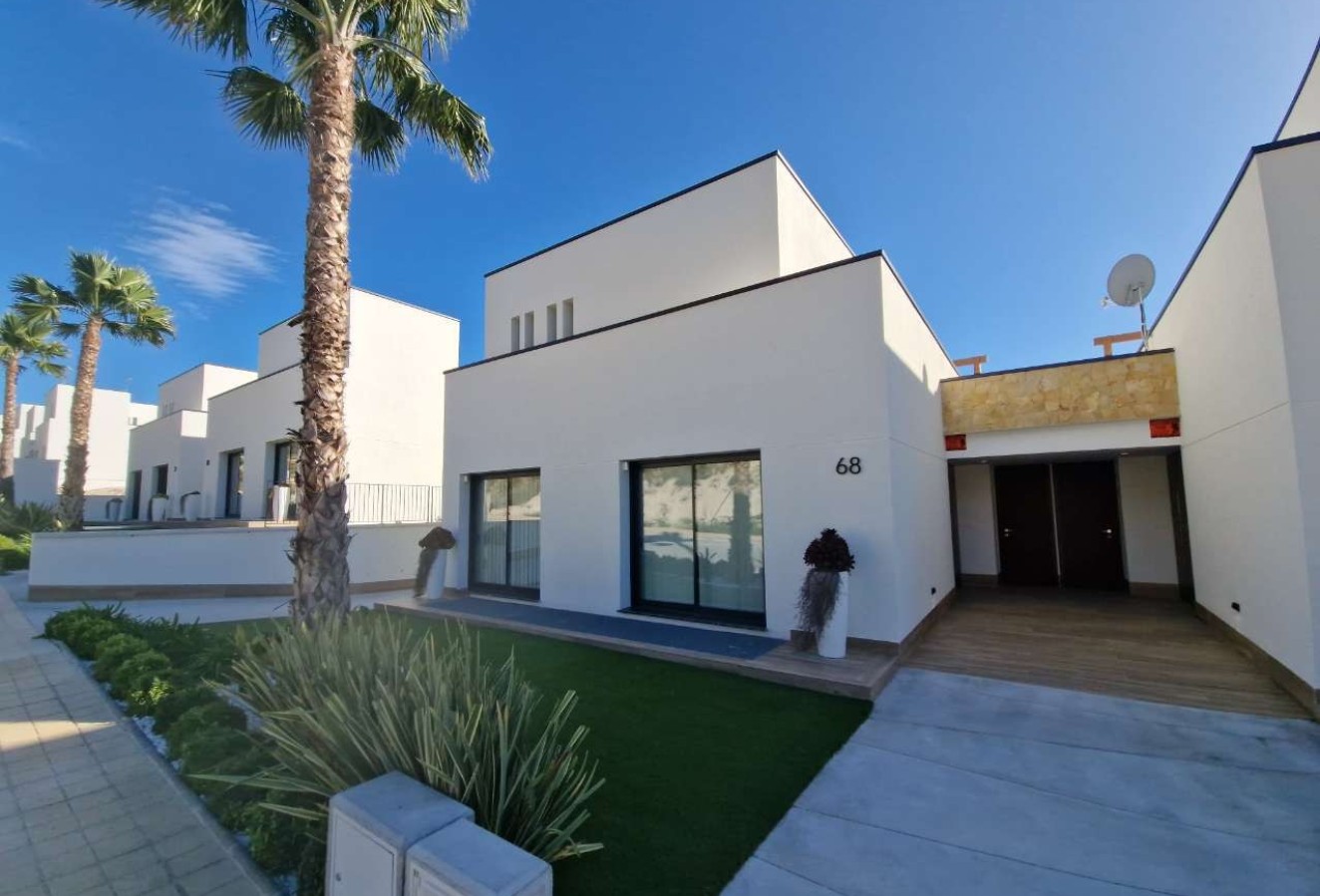 Resale - Villa - Monforte del Cid - Font del Llop