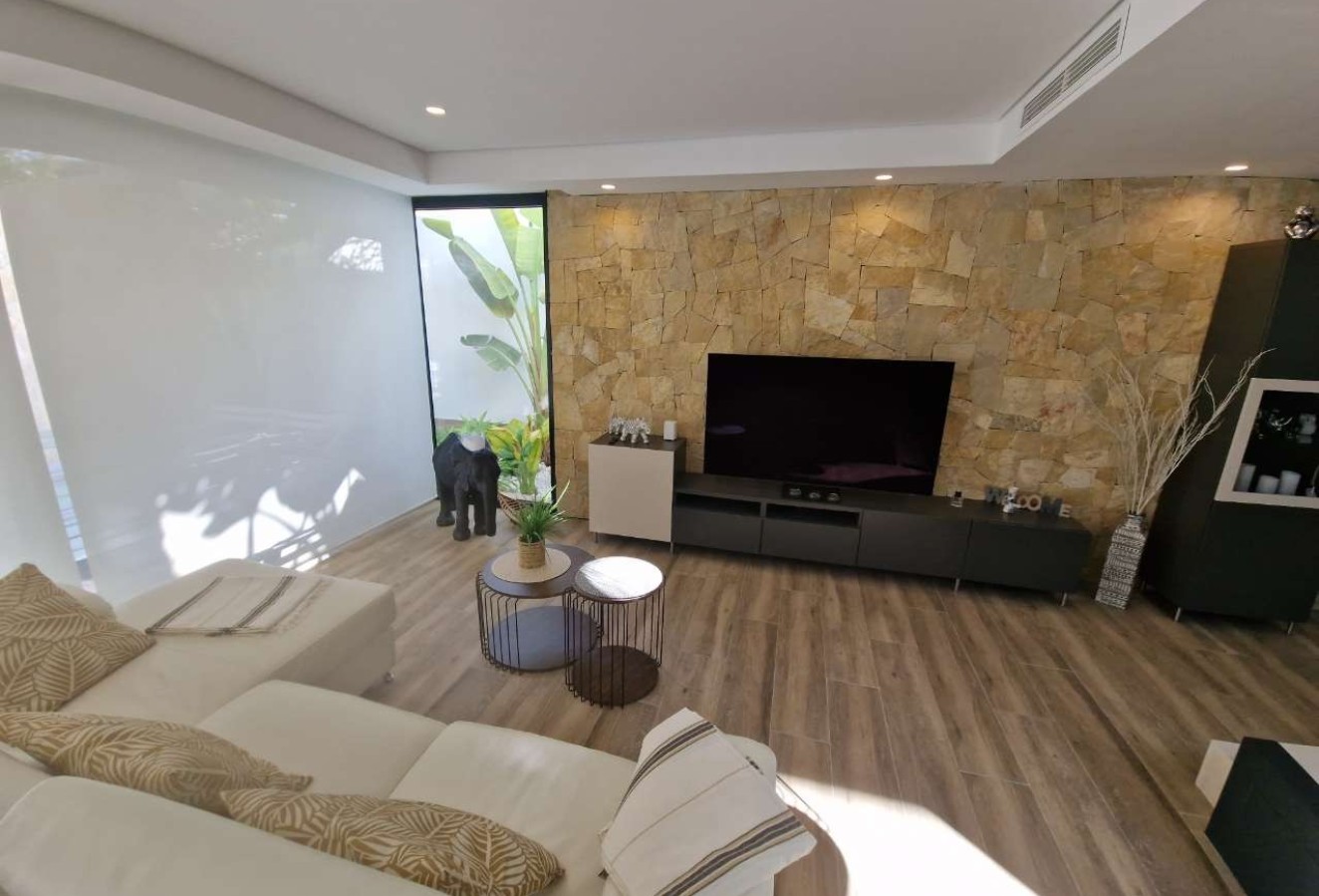 Resale - Villa - Monforte del Cid - Font del Llop