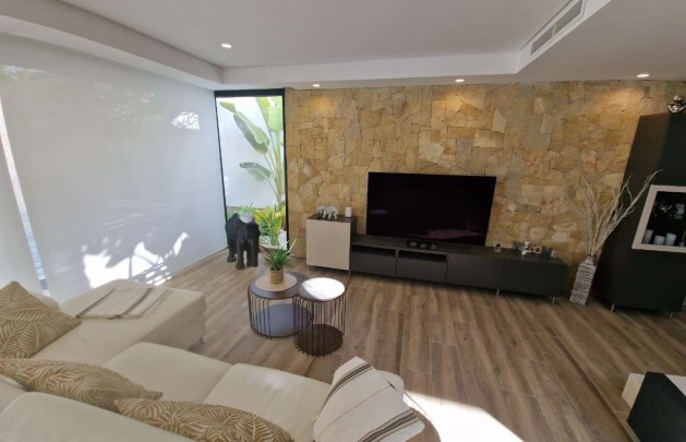 Resale - Villa - Monforte del Cid - Font del Llop