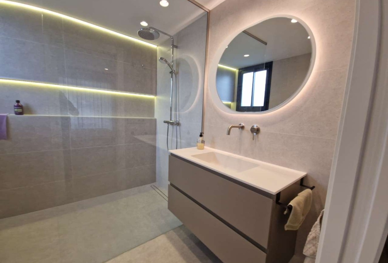 Resale - Villa - Monforte del Cid - Font del Llop