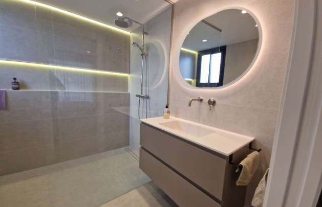 Resale - Villa - Monforte del Cid - Font del Llop