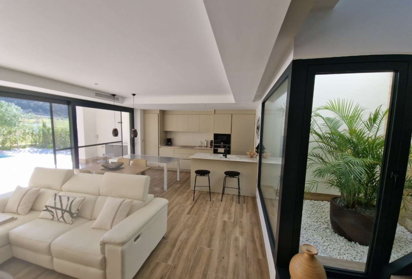 Resale - Villa - Monforte del Cid - Font del Llop