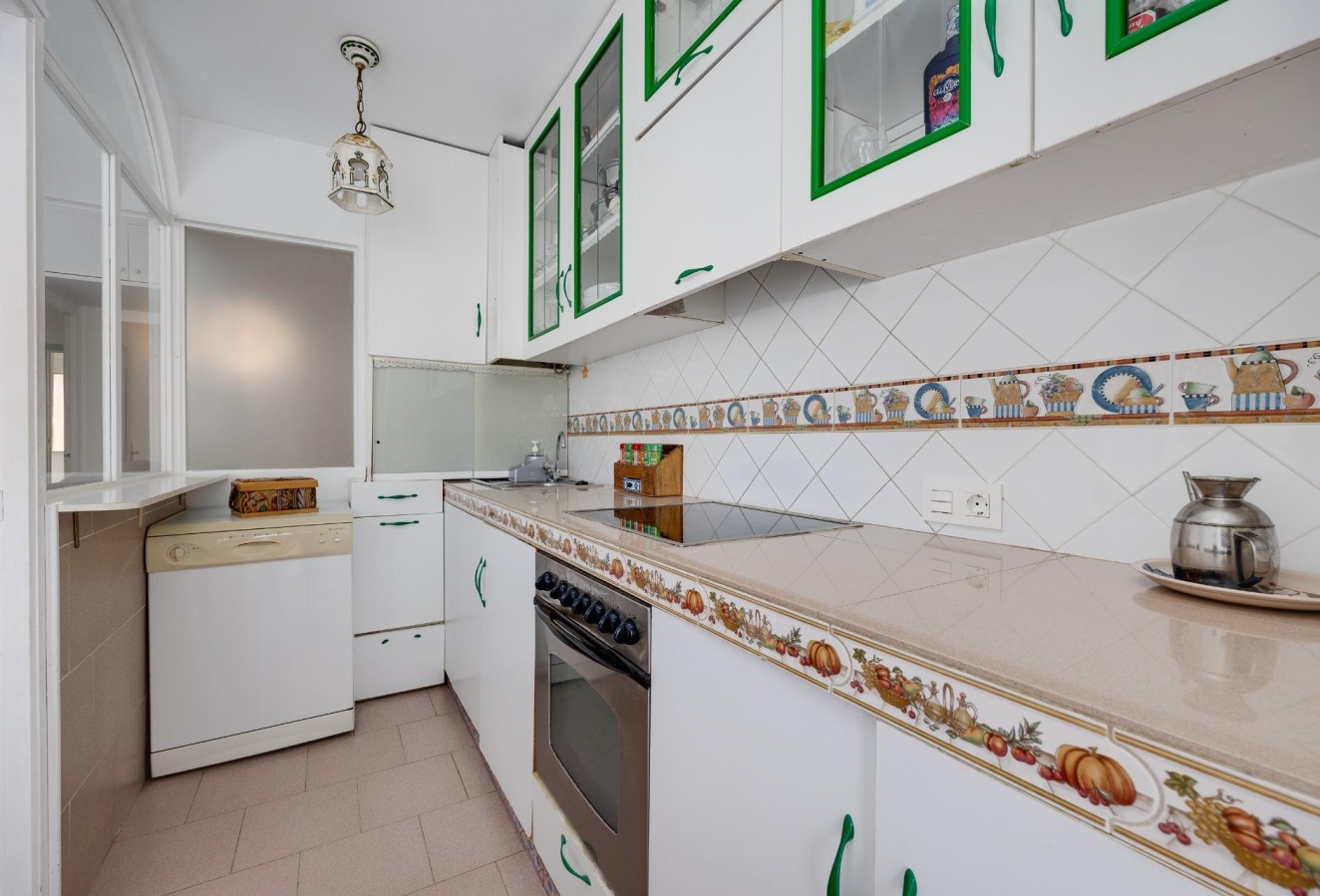 Resale - Bungalow - Torrevieja - Playa de los Naufragos