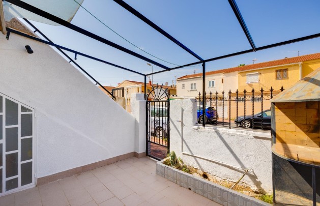 Resale - Bungalow - Torrevieja - Playa de los Naufragos