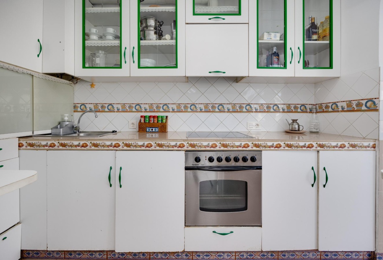 Resale - Bungalow - Torrevieja - Playa de los Naufragos