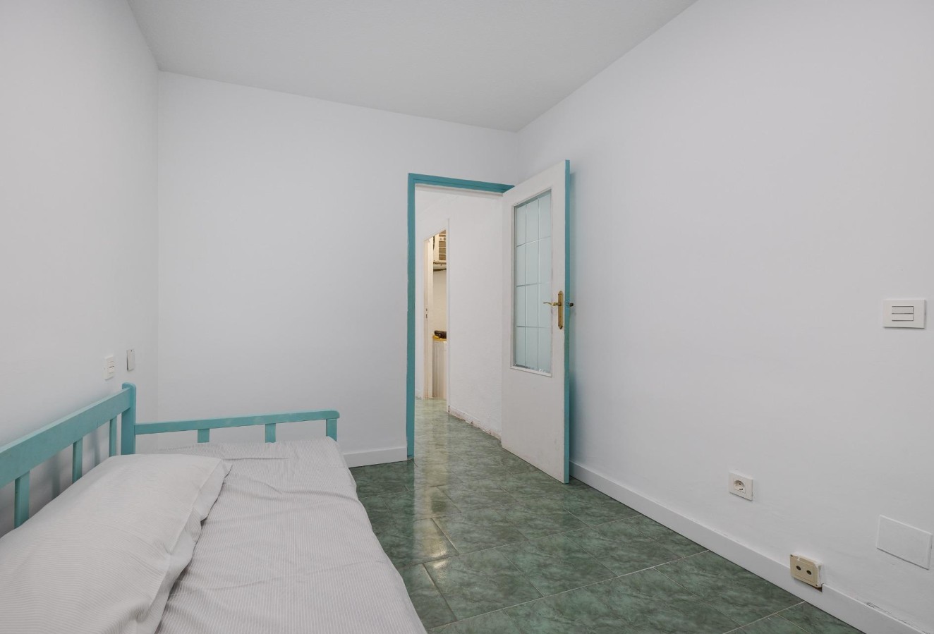 Resale - Bungalow - Torrevieja - Playa de los Naufragos