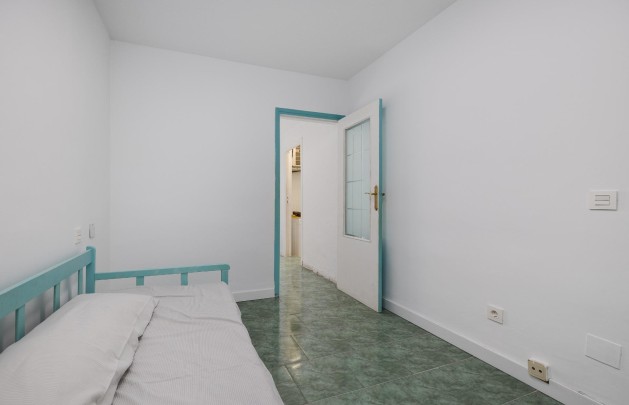 Resale - Bungalow - Torrevieja - Playa de los Naufragos