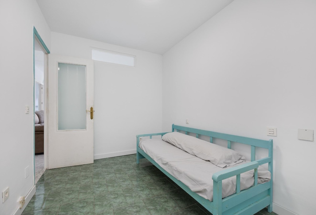 Resale - Bungalow - Torrevieja - Playa de los Naufragos