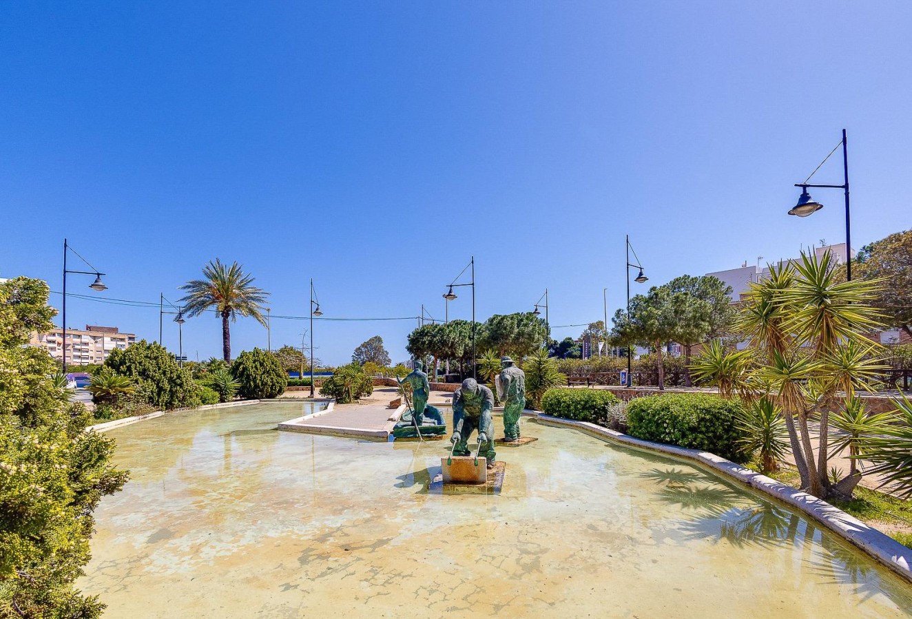 Resale - Bungalow - Torrevieja - Playa de los Naufragos