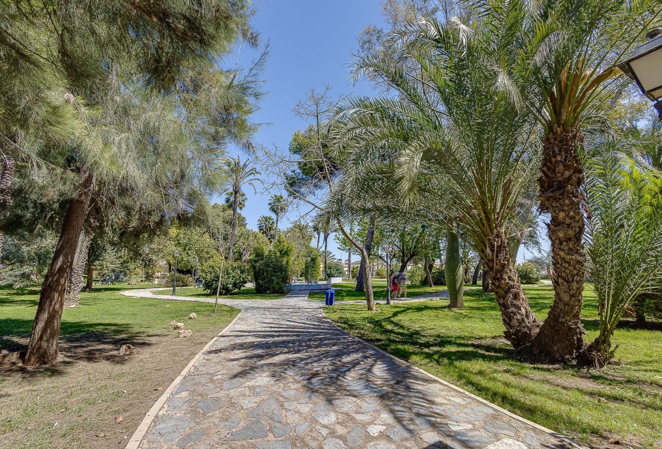 Resale - Bungalow - Torrevieja - Playa de los Naufragos