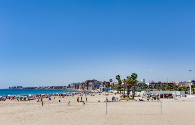 Resale - Bungalow - Torrevieja - Playa de los Naufragos